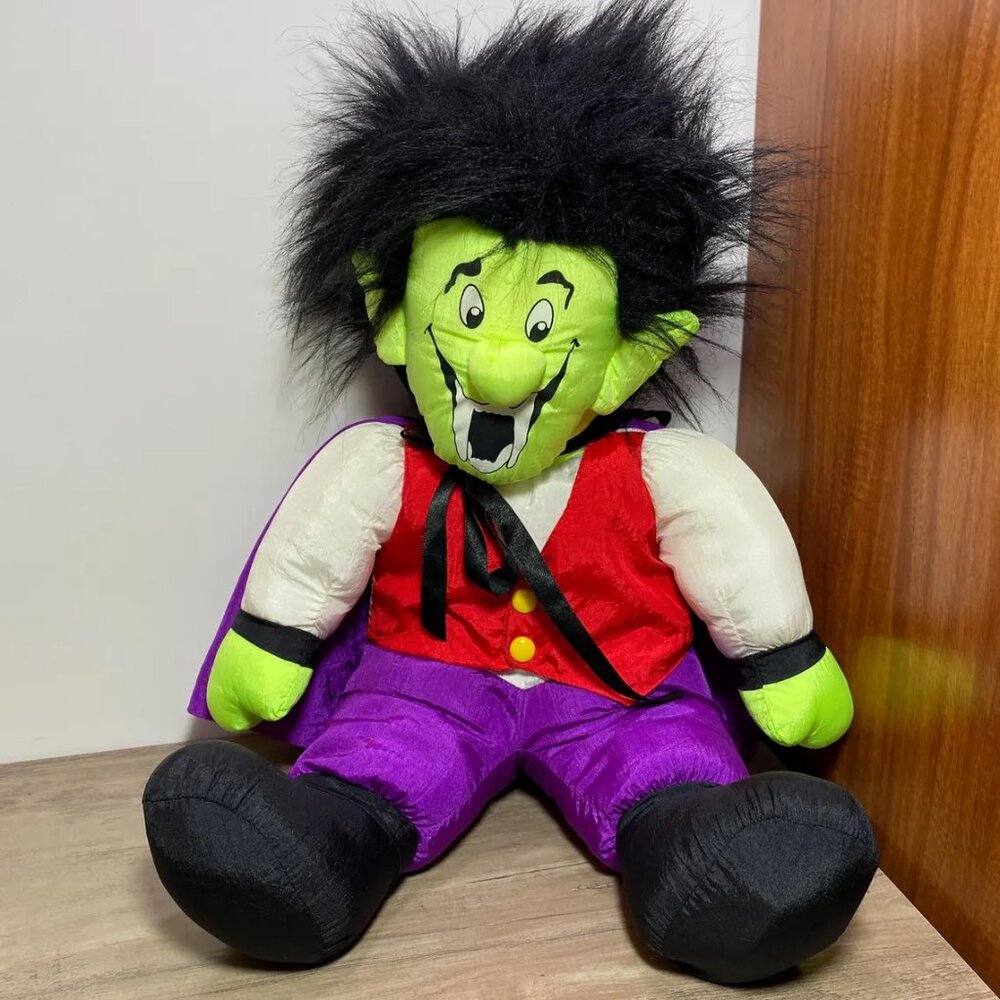 1993 Trendmasters Vampire Plush Stuffed Animal Halloween Spooky Season 90s Nylon